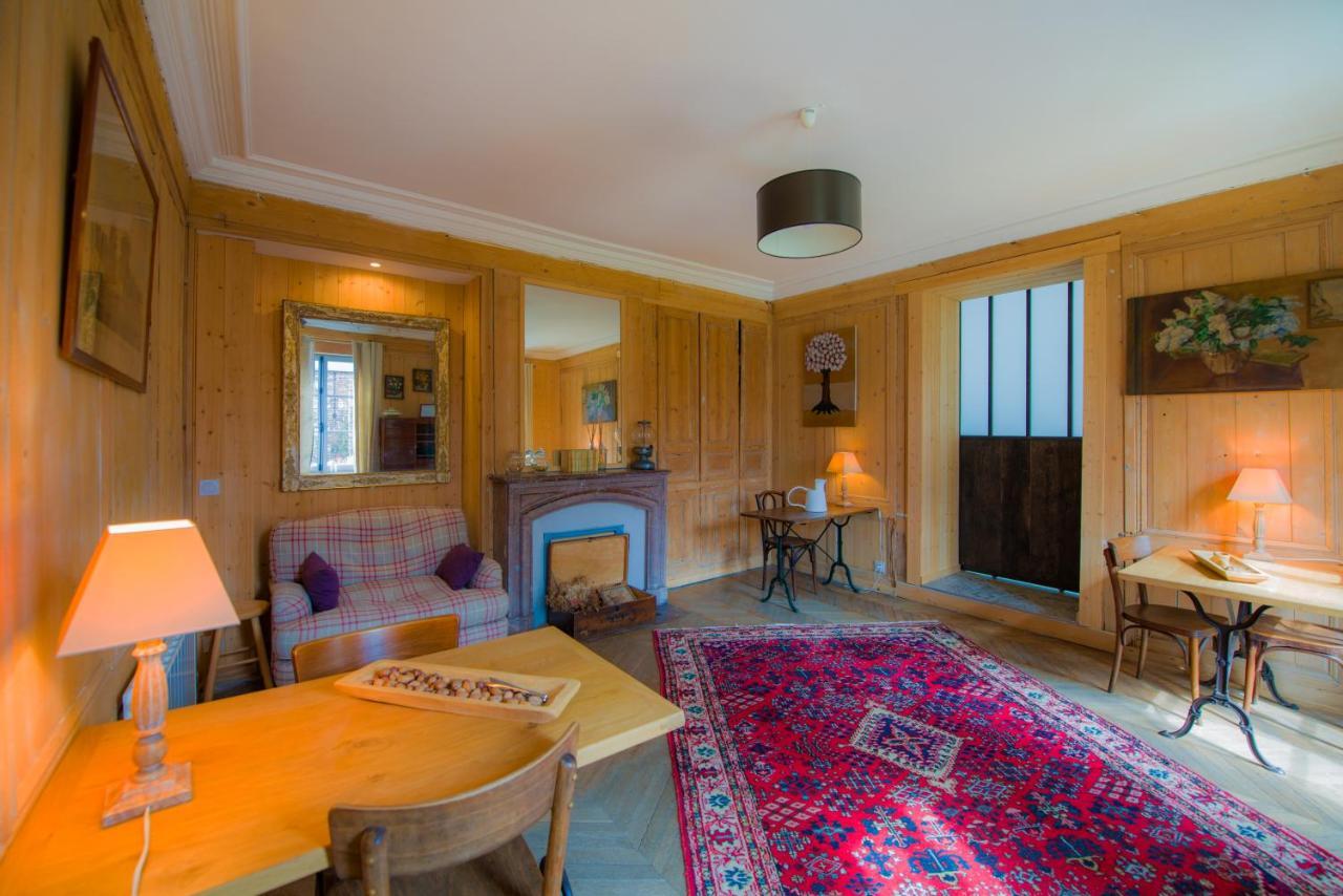 A L'Ecole Buissonniere Bed & Breakfast Honfleur Exterior photo