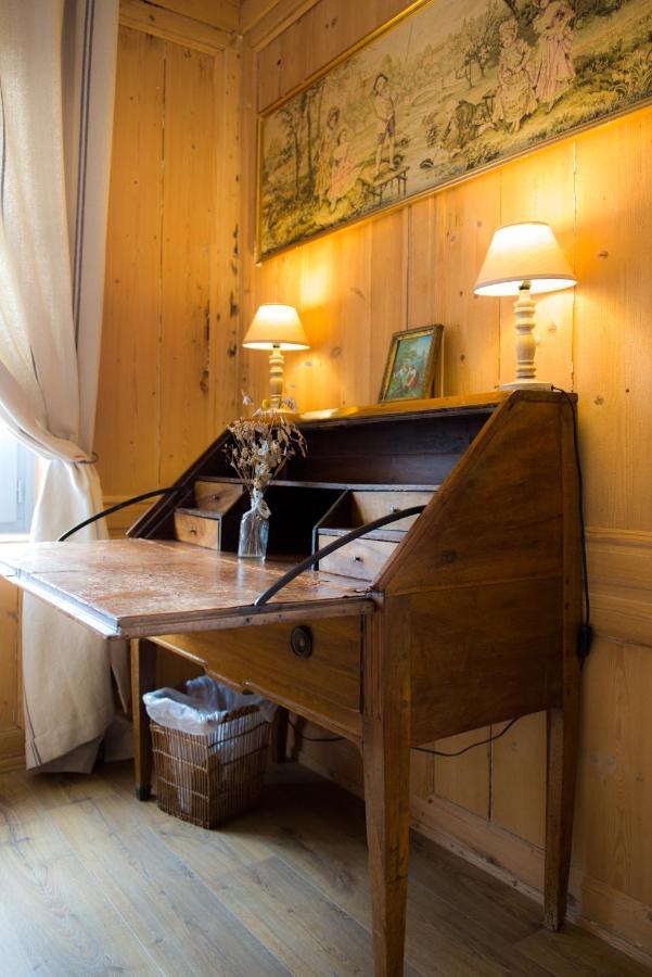 A L'Ecole Buissonniere Bed & Breakfast Honfleur Exterior photo