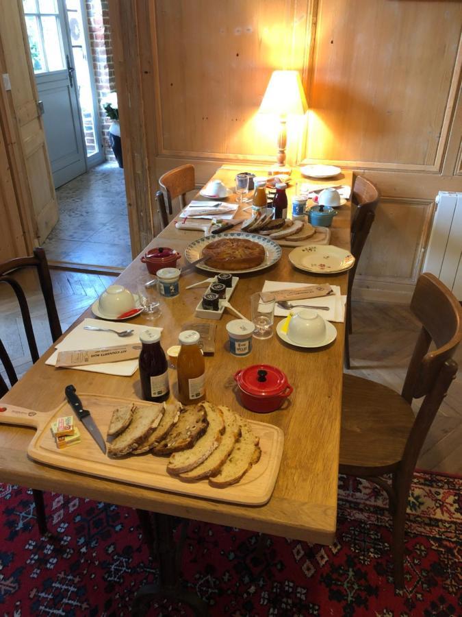 A L'Ecole Buissonniere Bed & Breakfast Honfleur Exterior photo