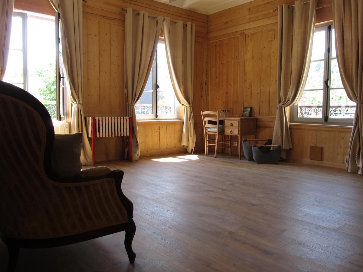 A L'Ecole Buissonniere Bed & Breakfast Honfleur Exterior photo