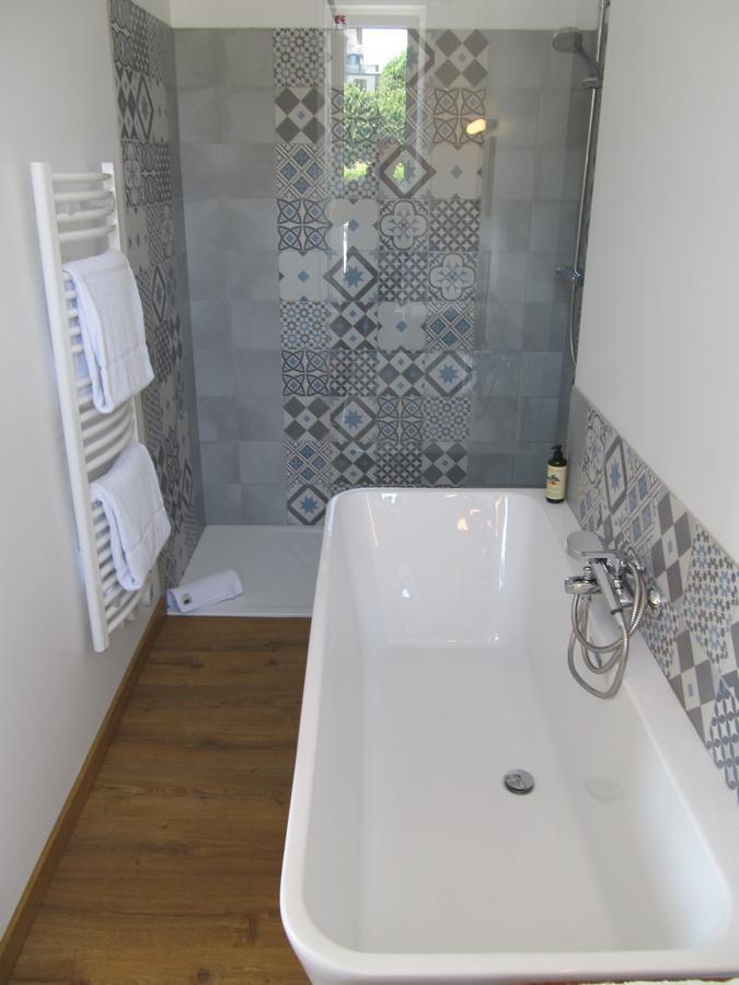 A L'Ecole Buissonniere Bed & Breakfast Honfleur Exterior photo